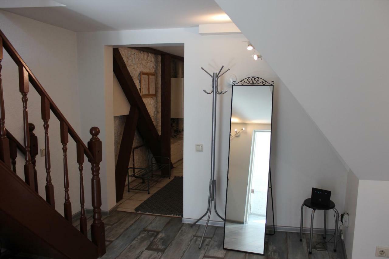 Three-Bedroom Apartment On Peldu 19 Riga Exteriör bild